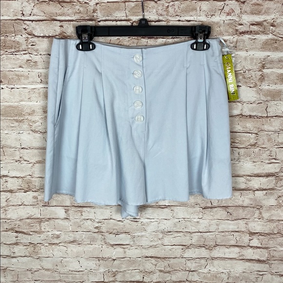 Gianni Bini Shorts High Waist Pleat Front Button Light Blue - Picture 3 of 8